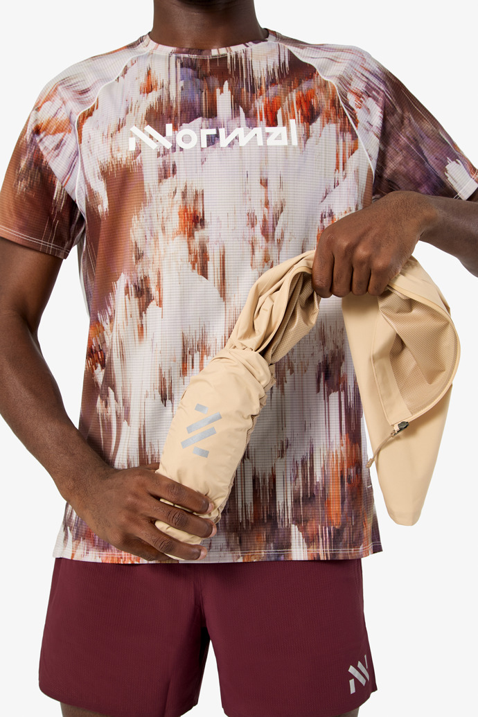 Trail Rain Jacket 02 Beige Chaqueta Trail Rain Jacket 02 beige para hombre