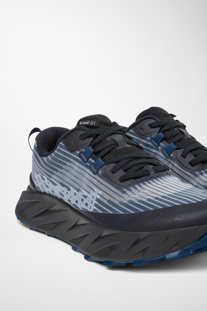 Cadí Men Blue / Black Blue men's Cadí Black trail running shoes