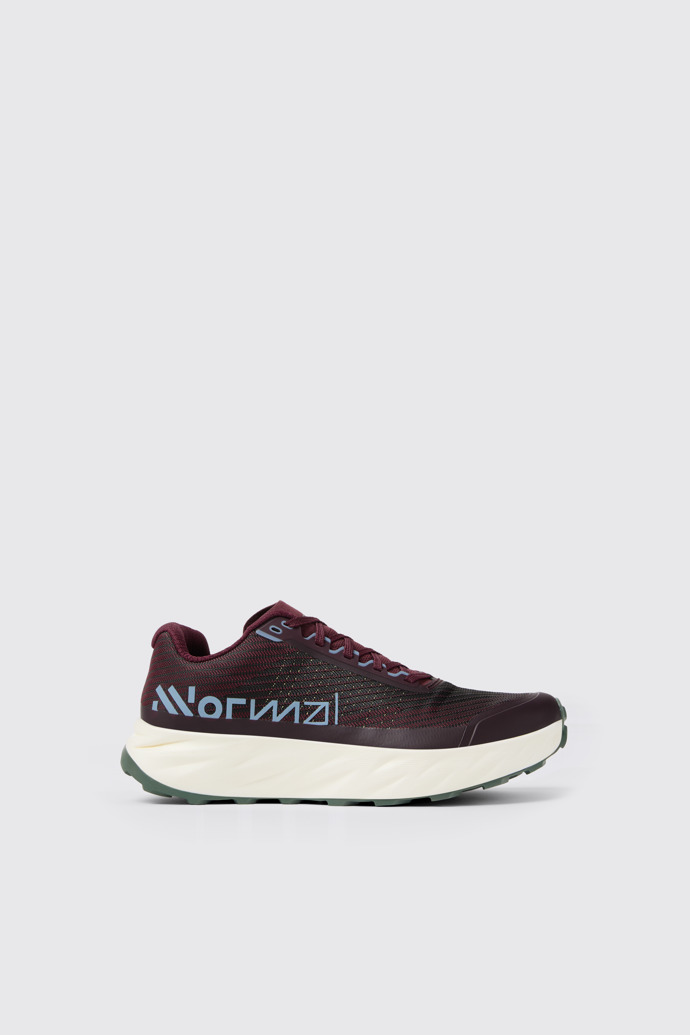Kjerag 02 Burgundy Women's burgundy high-performance trail running shoes.