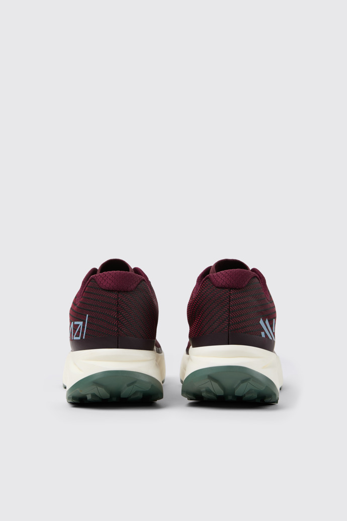 Kjerag 02 Burgundy Women's burgundy high-performance trail running shoes.