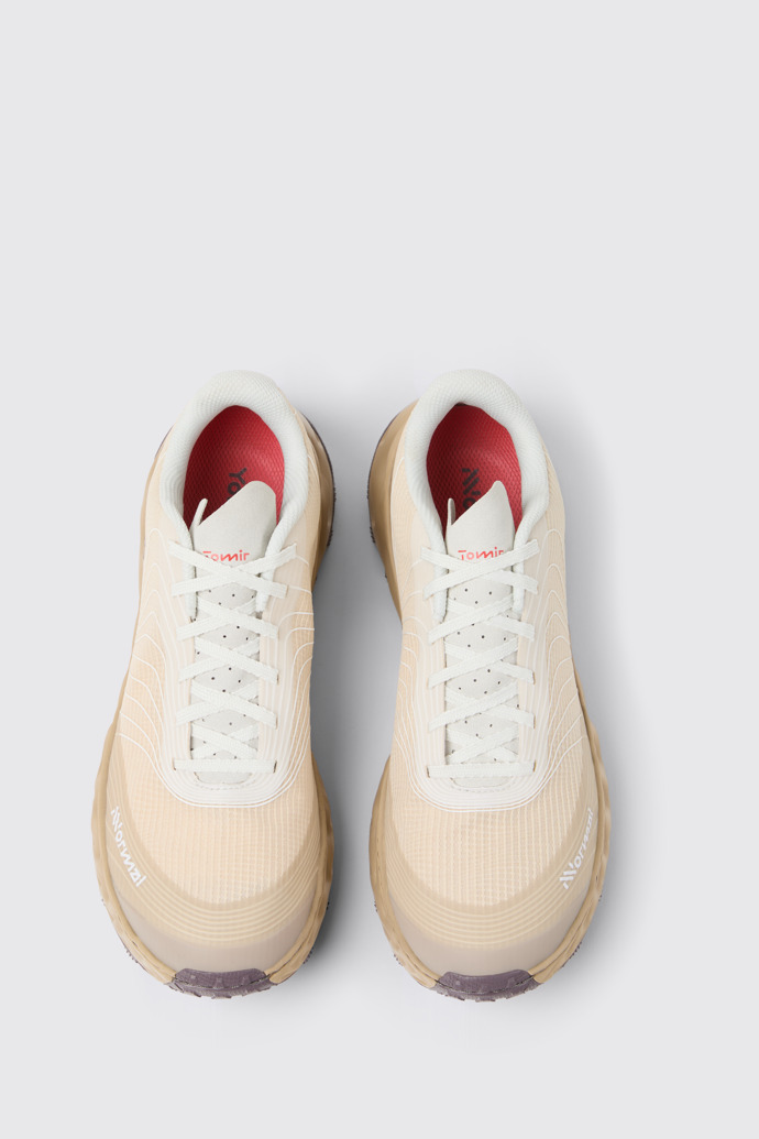 Tomir 02 NN Beige Beige running shoes for woman.