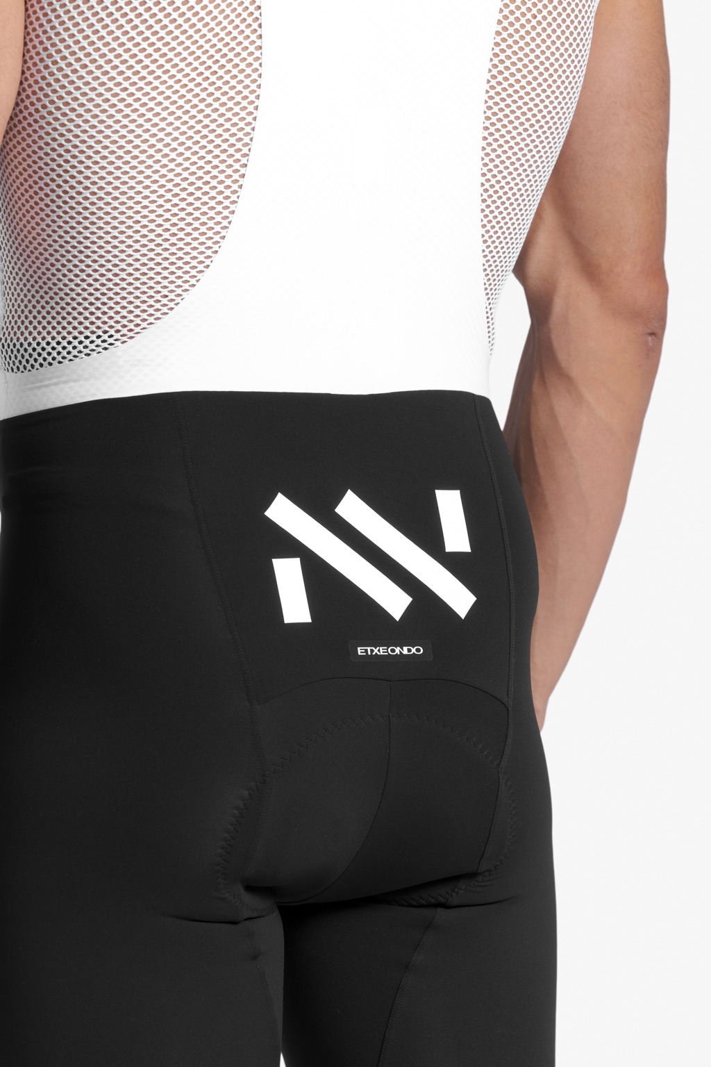 NNormal Men's bib short black NC4CB1M-001 Men. Official Online